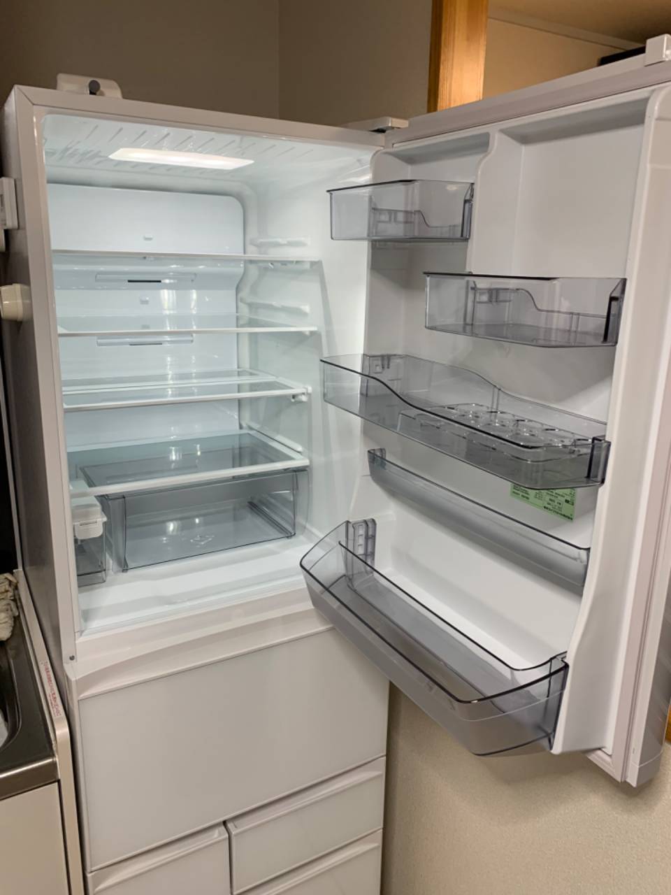 【買取り情報】東芝 411L 冷凍冷蔵庫　GR-T41GXK(EW)　2022年製を、名古屋市のお客様より出張買取にて買取りさせて頂きました 